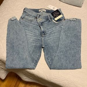 NWOT Abercrombie Jeans.